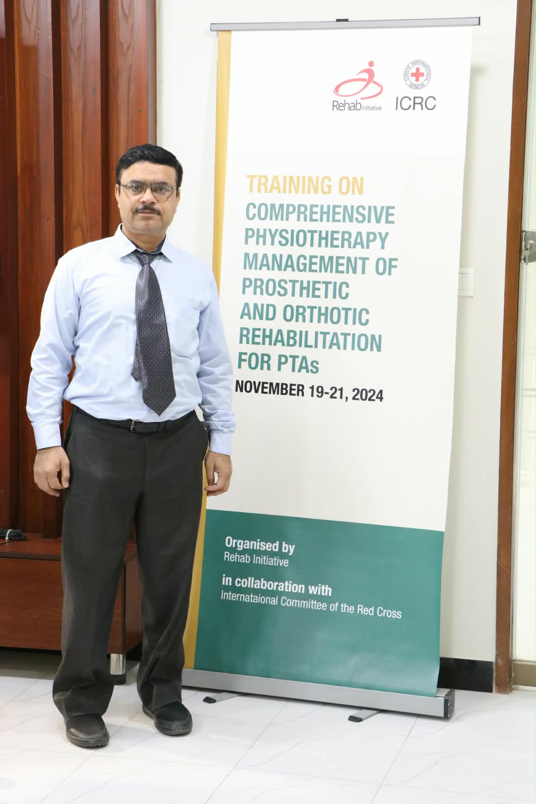 Dr. Waheed Muhammad Senior Consultant Physical Therapist